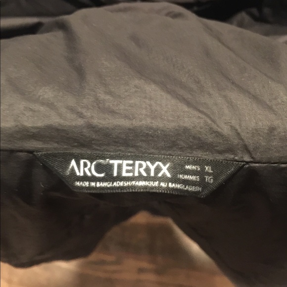 ARC'TERYX lightweight jacket - Picture 3 of 5